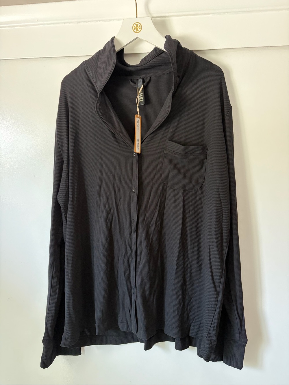 SKIMS Black soft lounge M